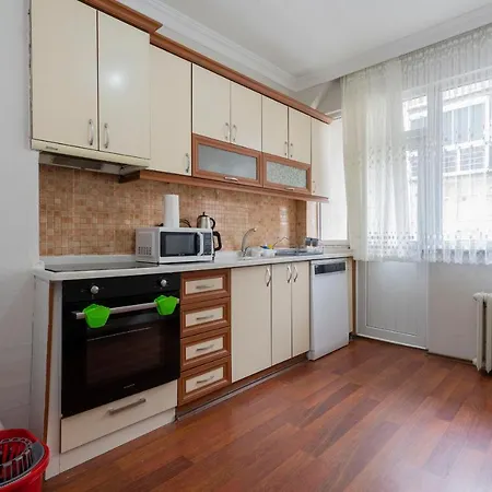 Luxury 4 Bdrm On Altiparmak Apartment Bursa
