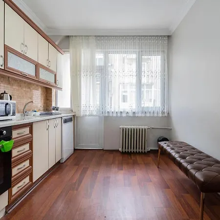 Appartement Luxury 4 Bdrm On Altiparmak Bursa