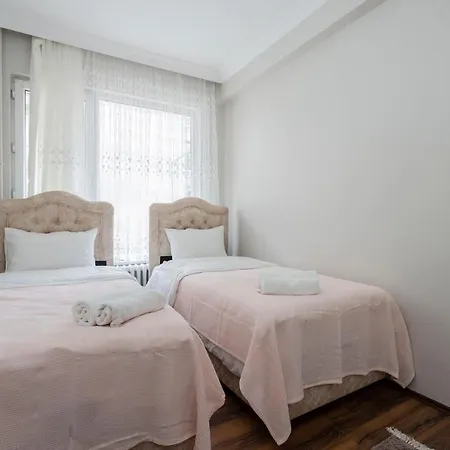 Appartement Luxury 4 Bdrm On Altiparmak *
