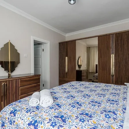 Luxury 4 Bdrm On Altiparmak Bursa