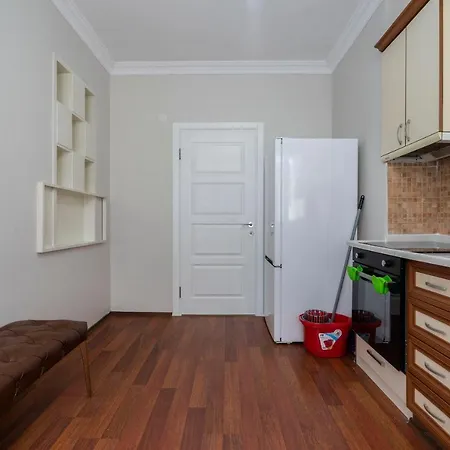 Appartement Luxury 4 Bdrm On Altiparmak