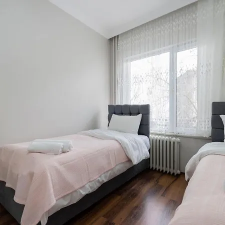 Luxury 4 Bdrm On Altiparmak Appartement Bursa